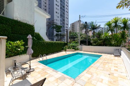 Apartamento à venda com 130m², 3 quartos e 2 vagasÁrea comum - Piscina