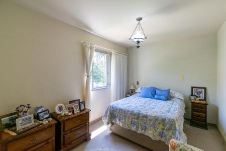 Apartamento à venda com 130m², 3 quartos e 2 vagasSuíte 1