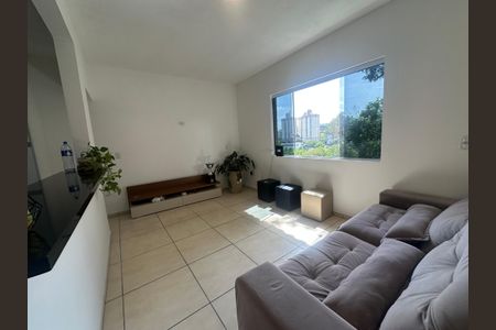 Sala de casa para alugar com 2 quartos, 80m² em Vila Sao Silvestre, Barueri