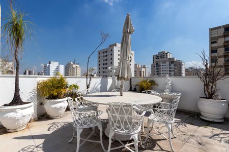 Apartamento para alugar com 360m², 4 quartos e 3 vagas Apartamento para alugar com 360m², 4 quartos e 3 vagasLazer - Cobertura