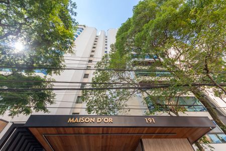 Apartamento para alugar com 360m², 4 quartos e 3 vagas Apartamento para alugar com 360m², 4 quartos e 3 vagasFachada do Prédio