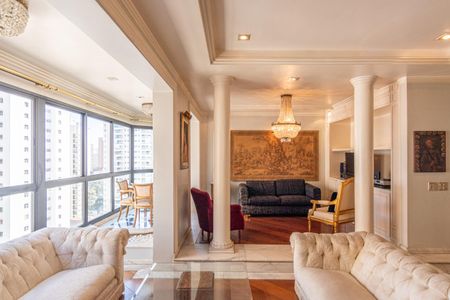 Apartamento para alugar com 360m², 4 quartos e 3 vagas Apartamento para alugar com 360m², 4 quartos e 3 vagasSala