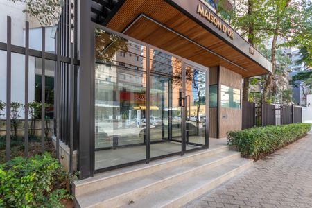 Apartamento para alugar com 360m², 4 quartos e 3 vagas Apartamento para alugar com 360m², 4 quartos e 3 vagasFachada