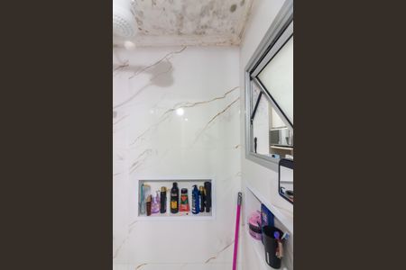 Apartamento à venda com 62m², 2 quartos e 1 vaga Apartamento à venda com 62m², 2 quartos e 1 vagaBanheiro