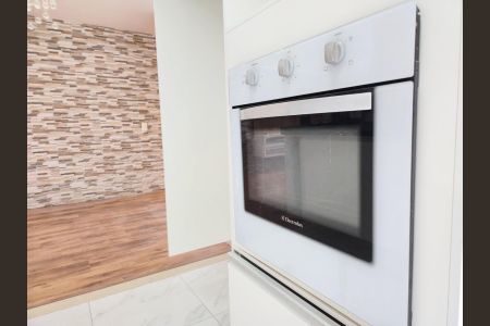 Casa de condomínio para alugar com 98m², 2 quartos e 2 vagasCozinha 