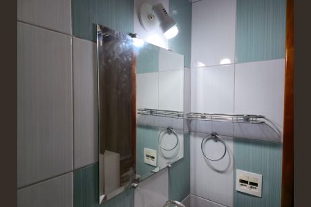 Casa de condomínio para alugar com 98m², 2 quartos e 2 vagasBanheiro da Suíte 2