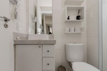 Apartamento para alugar com 30m², 1 quarto e sem vagaBanheiro da Suíte