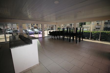 Apartamento para alugar com 44m², 2 quartos e sem vagaÁrea comum - Salão de festas