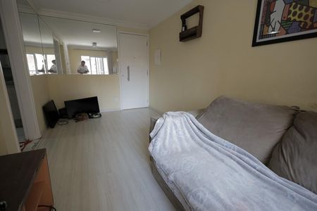 Sala de apartamento para alugar com 2 quartos, 51m² em Parque Erasmo Assunção, Santo André