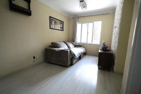 Sala de apartamento para alugar com 2 quartos, 51m² em Parque Erasmo Assunção, Santo André