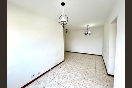 Sala  de apartamento à venda com 3 quartos, 67m² em Vila Leonor, Guarulhos