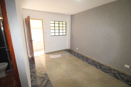 Casa para alugar com 90m², 2 quartos e sem vagaSala
