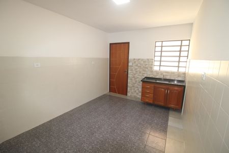 Casa para alugar com 90m², 2 quartos e sem vagaCozinha