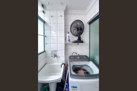 Apartamento para alugar com 67m², 2 quartos e 1 vagaÁrea de Serviço