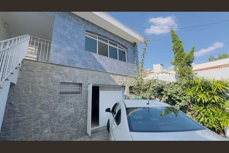 Casa à venda com 127m², 3 quartos e 4 vagas