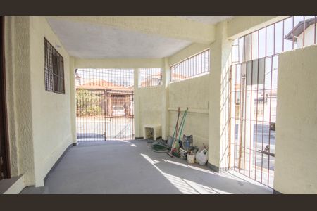 Casa à venda com 132m², 2 quartos e 2 vagasGaragem