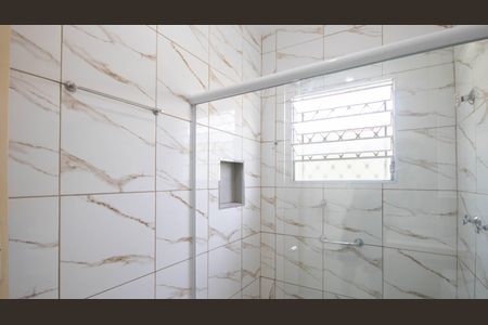 Casa à venda com 132m², 2 quartos e 2 vagasBanheiro