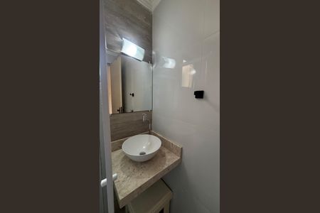 Apartamento para alugar com 73m², 2 quartos e 2 vagasBanheiro