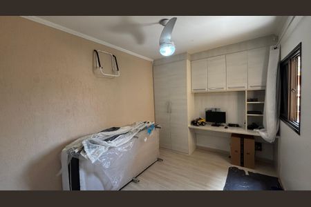 Apartamento para alugar com 73m², 2 quartos e 2 vagasQuarto
