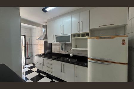 Apartamento para alugar com 73m², 2 quartos e 2 vagasCozinha