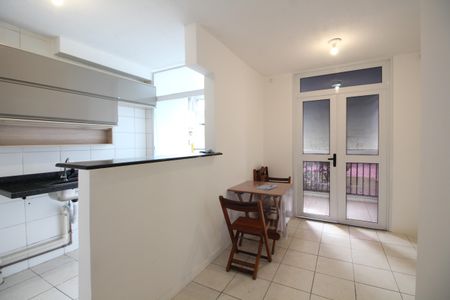 Sala de apartamento para alugar com 2 quartos, 45m² em Anil, Rio de Janeiro