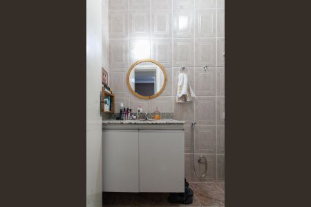 Casa à venda com 180m², 3 quartos e 2 vagasBanheiro da Suíte