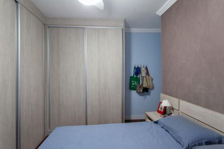 Casa à venda com 180m², 3 quartos e 2 vagasSuíte