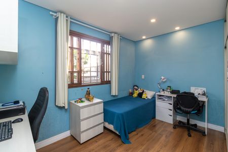 Casa à venda com 220m², 3 quartos e 3 vagasQuarto 2