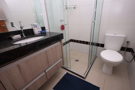 Apartamento para alugar com 68m², 2 quartos e 1 vagaBanheiro Social