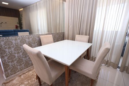 Apartamento para alugar com 68m², 2 quartos e 1 vagaSala de Jantar