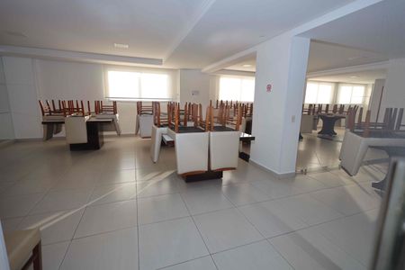 Apartamento para alugar com 68m², 2 quartos e 1 vagaÁrea comum - Salão de festas