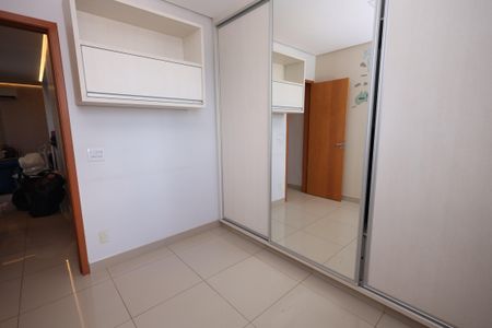 Apartamento para alugar com 68m², 2 quartos e 1 vagaQuarto 1