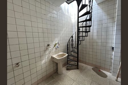 Casa para alugar com 130m², 4 quartos e sem vagaÁrea de Serviço