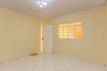 Sala de casa para alugar com 3 quartos, 144m² em Vila Liviero, São Paulo