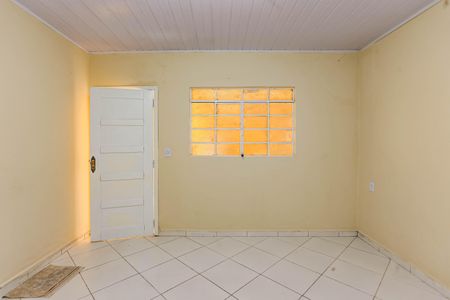 Sala de casa para alugar com 3 quartos, 144m² em Vila Liviero, São Paulo