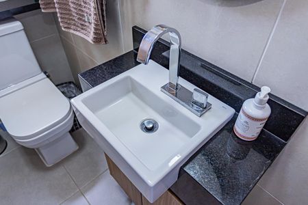 Casa à venda com 180m², 3 quartos e 4 vagasBanheiro suite