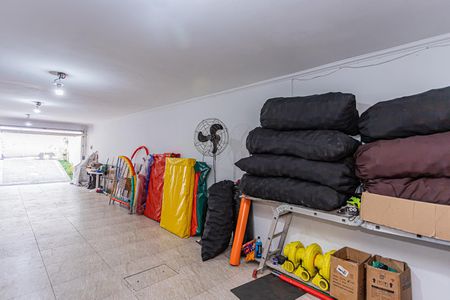 Casa à venda com 180m², 3 quartos e 4 vagasGaragem