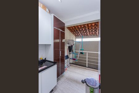 Casa à venda com 180m², 3 quartos e 4 vagasÁrea de Serviço