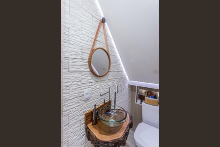 Casa à venda com 180m², 3 quartos e 4 vagasLavabo