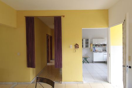 Casa à venda com 607m², 3 quartos e 4 vagasCopa