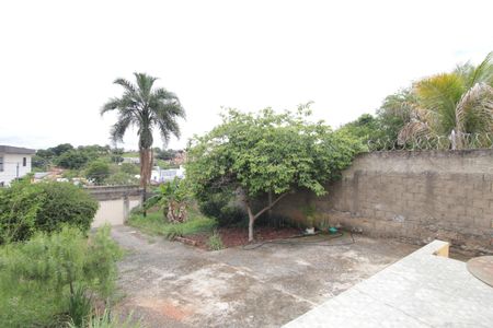 Casa à venda com 607m², 3 quartos e 4 vagasQuintal