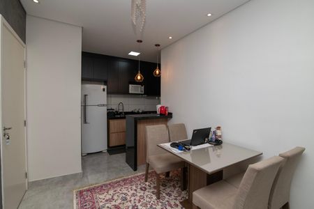 Apartamento para alugar com 50m², 2 quartos e 1 vaga Apartamento para alugar com 50m², 2 quartos e 1 vagaSala