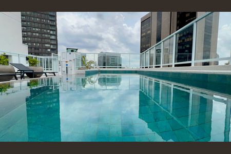 Studio à venda com 25m², 1 quarto e sem vagaPiscina