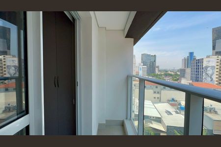 Varanda de kitnet/studio para alugar com 1 quarto, 25m² em Pinheiros, São Paulo