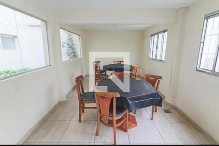 Casa à venda com 64m², 2 quartos e 1 vagaÁrea comum