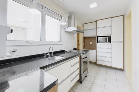 Apartamento para alugar com 125m², 3 quartos e 2 vagas