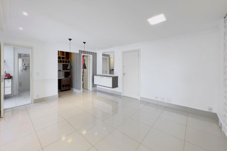 Apartamento para alugar com 125m², 3 quartos e 2 vagas