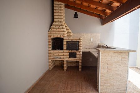 Casa de condomínio para alugar com 75m², 2 quartos e 2 vagas Casa de condomínio para alugar com 75m², 2 quartos e 2 vagasÁrea gourmet