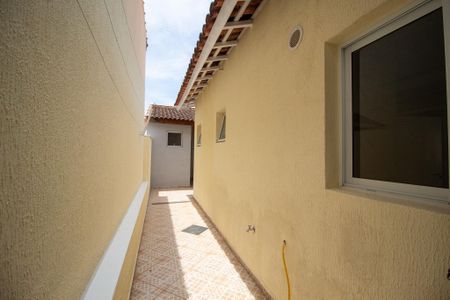 Casa de condomínio para alugar com 75m², 2 quartos e 2 vagas Casa de condomínio para alugar com 75m², 2 quartos e 2 vagasCorredor