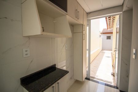 Casa de condomínio para alugar com 75m², 2 quartos e 2 vagas Casa de condomínio para alugar com 75m², 2 quartos e 2 vagasÁrea de Serviço